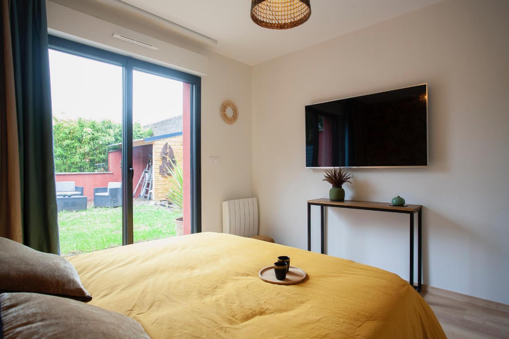 Appartement Les Jardins De Jules Verne - Cote Jardin Amiens Exterior photo